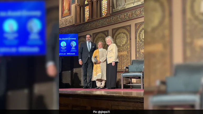Indian social worker Reema Nanavaty was on Thursday honoured with the Hillary Rodham Clinton