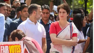 PIB debunks claims of Home Ministry reaching out to Rahul, Priyanka to end protest