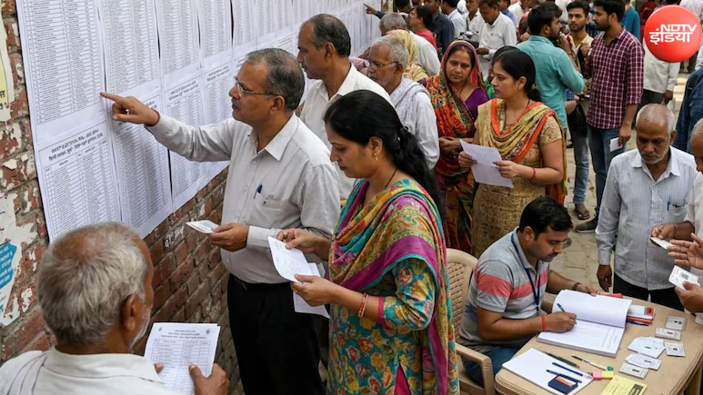 Bombay High Court On Voter Deletions Under SIR — 'Citizens In Catch-22'