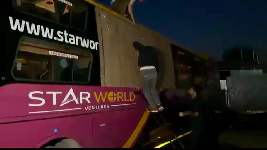 Two Kashmir-bound buses attacked in Haryana, Punjab; missing labourer found dead, triggering