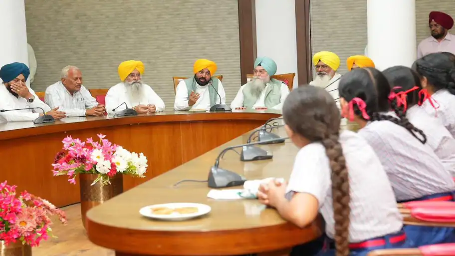 What CM Mann told students at assembly — Punjab govt jobs, Rs 10 lakh health cover