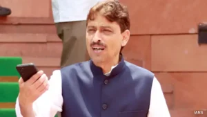 Congress MP Imran Masood arrived at Jamia on Friday to join the protesting students but was