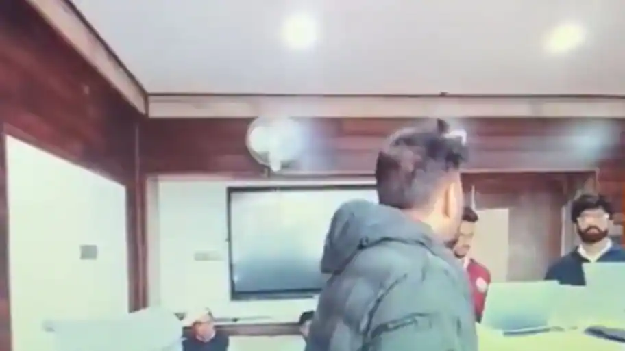 JKAS officer insulted in meeting, video goes viral; employee unions demand probe