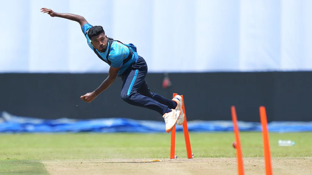 There is a recall to Sri Lanka's Test squad for Dilshan Madushanka, while Eshan Malinga has