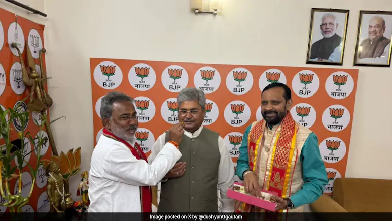 Uttarakhand Congress chief Ganesh Godiyal on Tuesday announced a one-hour silent fast
