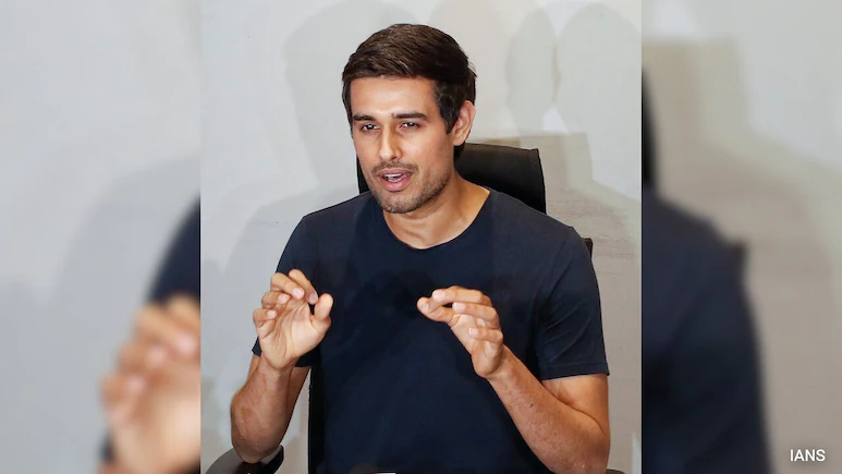 Judicial Magistrate Rahul Jain issued the warrants in the case filed by Vikas Pandey, who