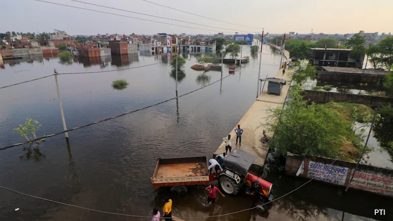 He shared a video of the waterlogged area around the mall on X and alleged that drains
