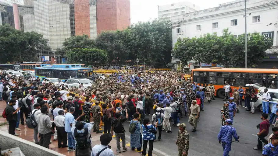 The Delhi Police has asked the Ministry of Home Affairs (MHA) to extend the deployment of 273