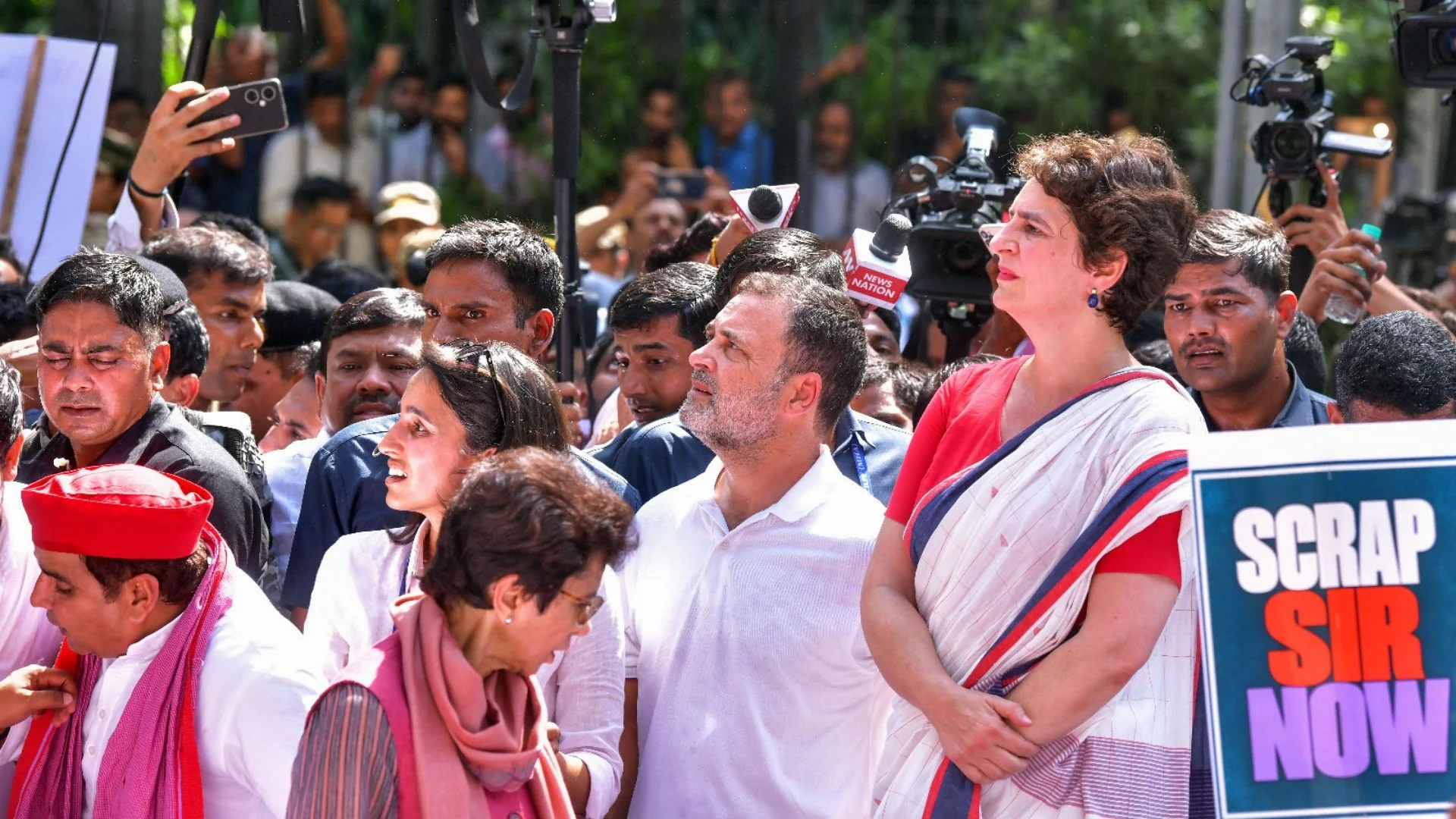Gujarat Ex-Chief Minister's "Hang Them Publicly" Shocker Amid Poll Body Row